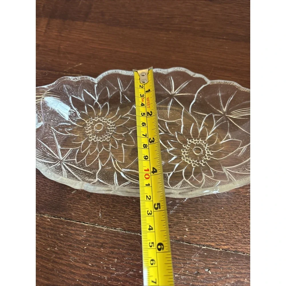 Indiana Glass Clear Lily‎ Pons Pickle Relish Dish Handled Oval Bowl
